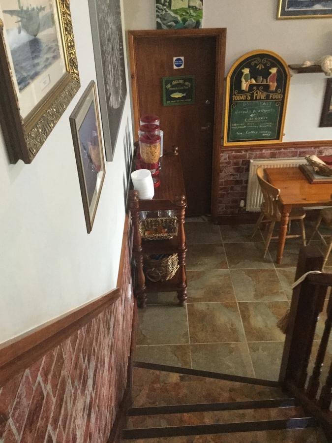 Lakeland Guest House ペムブローク・ドック エクステリア 写真